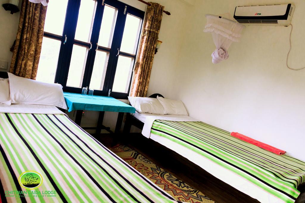 Chitwan Gaida Lodge Sauraha Εξωτερικό φωτογραφία