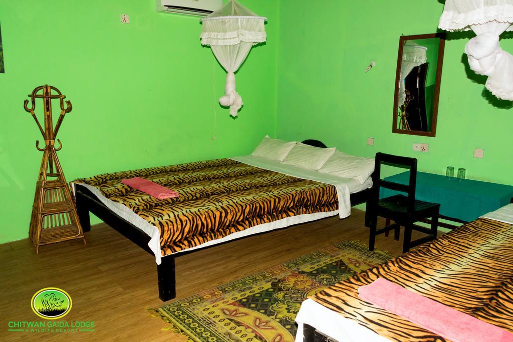 Chitwan Gaida Lodge Sauraha Εξωτερικό φωτογραφία